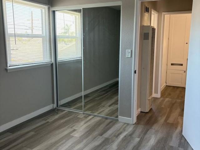 Apartment for rent in Canoga Park, California