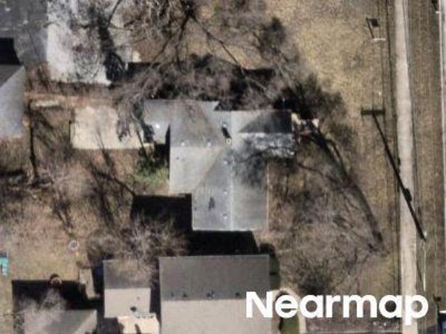 House for sale in Crestwood, Illinois