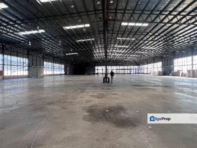Warehouse for rent in Petaling, Damansara Damai