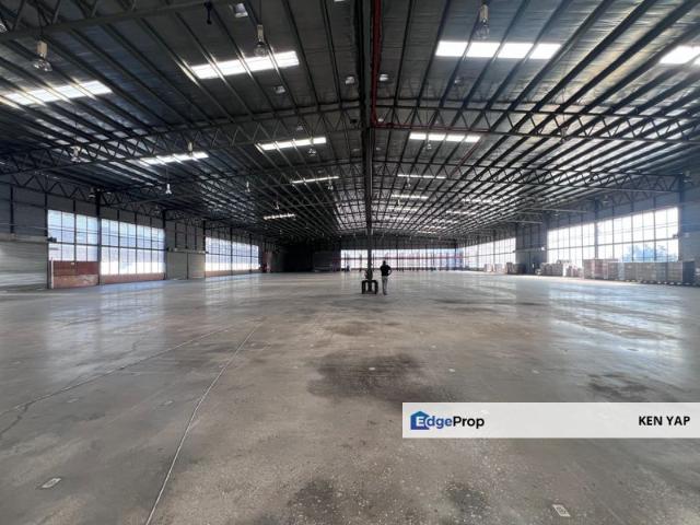 Warehouse for rent in Petaling, Damansara Damai