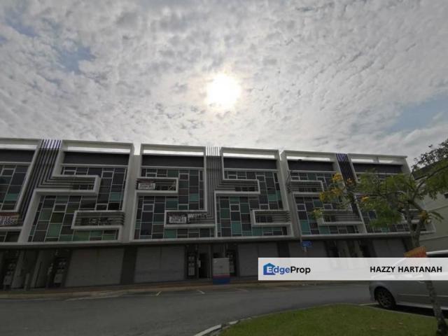 Shop for sale in Petaling, Damansara Damai