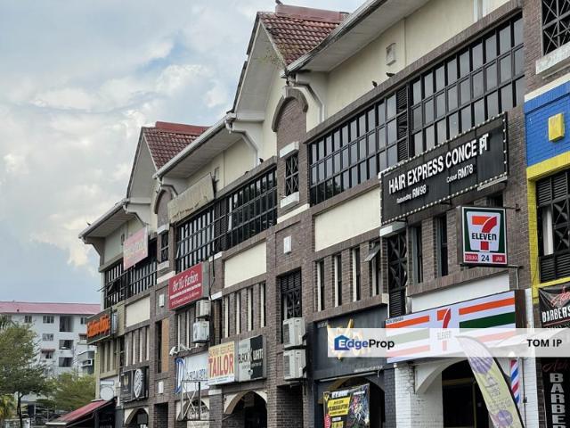 Shop for sale in Petaling, Damansara Damai