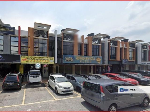 Shop for sale in Petaling, Damansara Damai