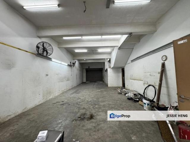 Shop for rent in Petaling, Damansara Damai