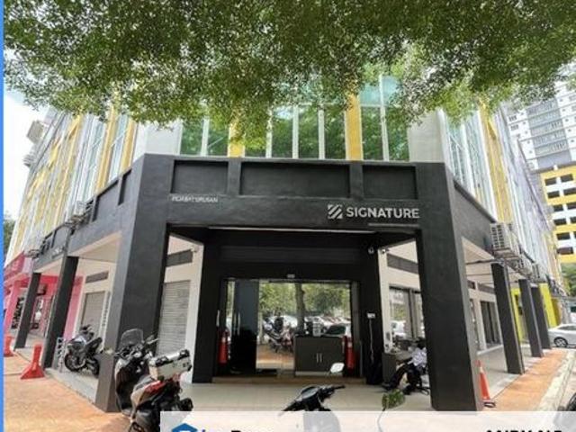 Shop for sale in Petaling, Damansara Damai