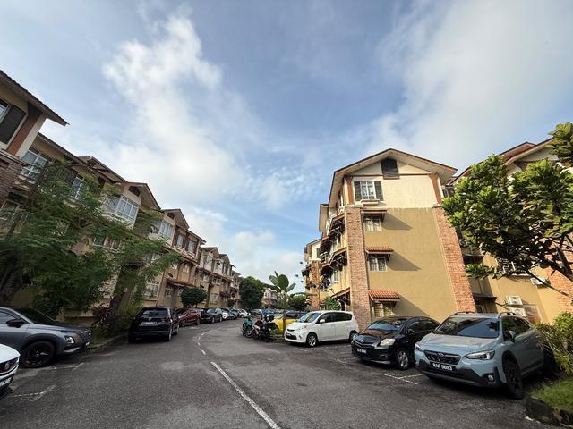 Condominium for sale in Petaling, Damansara Damai