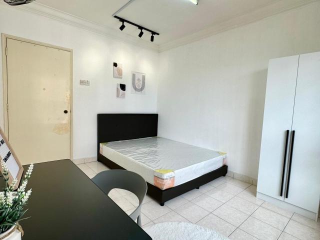 Room for rent in Petaling, Damansara Damai