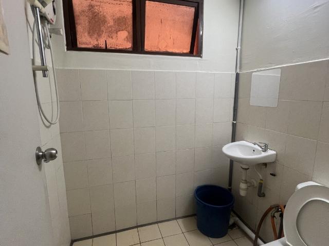 Room for rent in Petaling, Damansara Damai