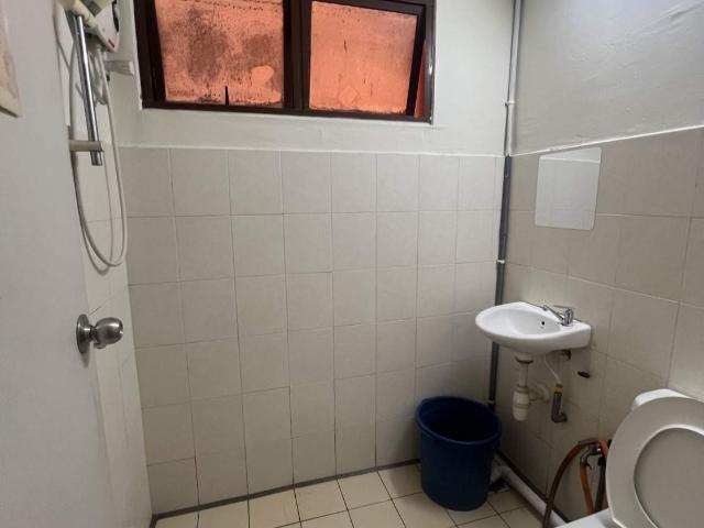 Room for rent in Petaling, Damansara Damai