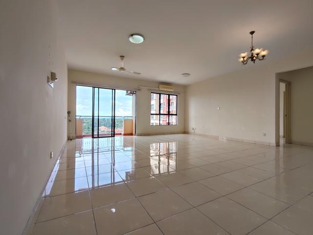 Condominium for sale in Petaling, Damansara Damai