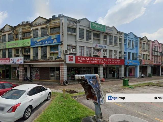 Shop for sale in Alam Impian, Selangor