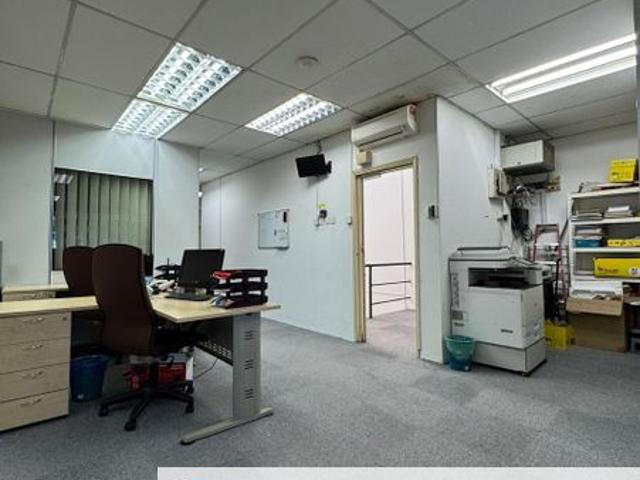 Shop for rent in Alam Impian, Selangor