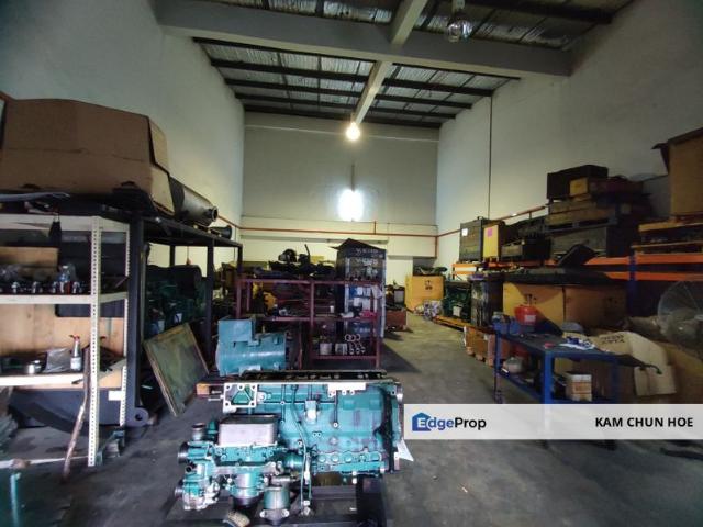 Warehouse for rent in Alam Impian, Selangor