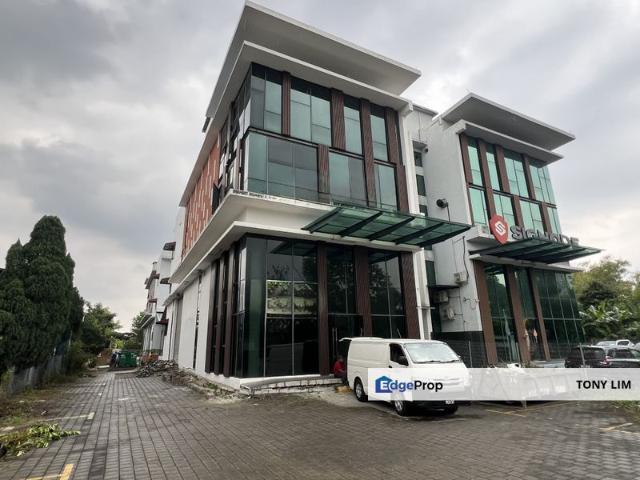 Warehouse for rent in Alam Impian, Selangor
