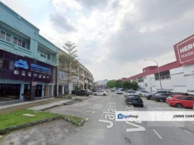 Shop for sale in Alam Impian, Selangor