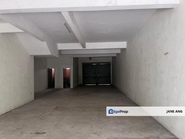 Shop for rent in Alam Impian, Selangor