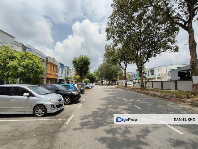 Shop for sale in Alam Impian, Selangor
