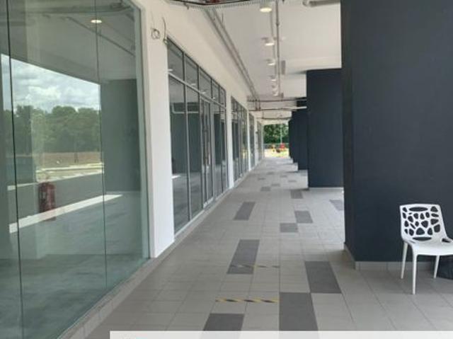 Shop for rent in Alam Impian, Selangor
