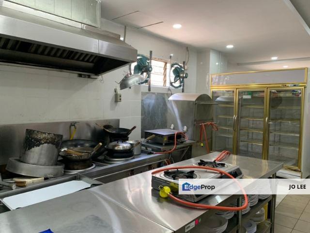 Shop for rent in Alam Impian, Selangor