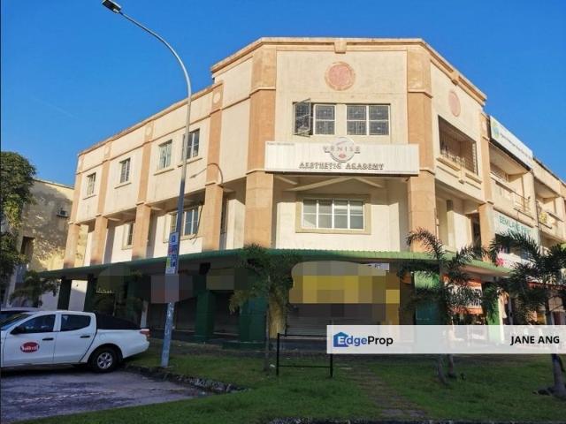 Shop for rent in Alam Impian, Selangor