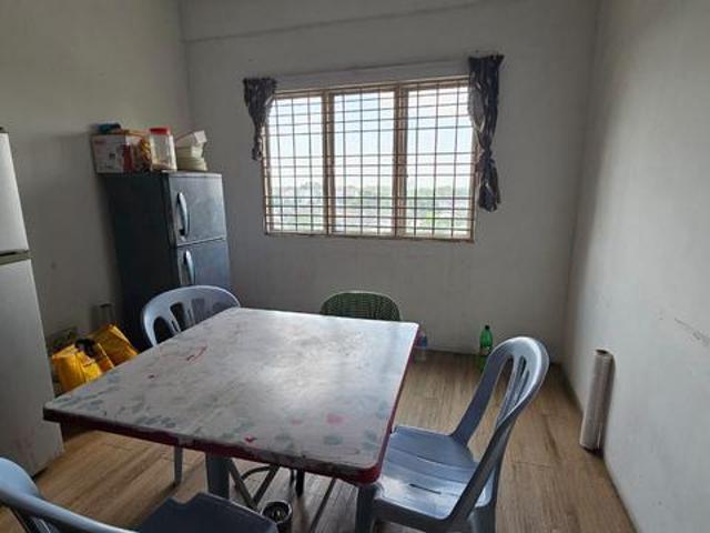 Apartment for sale in Shah Alam, Petaling