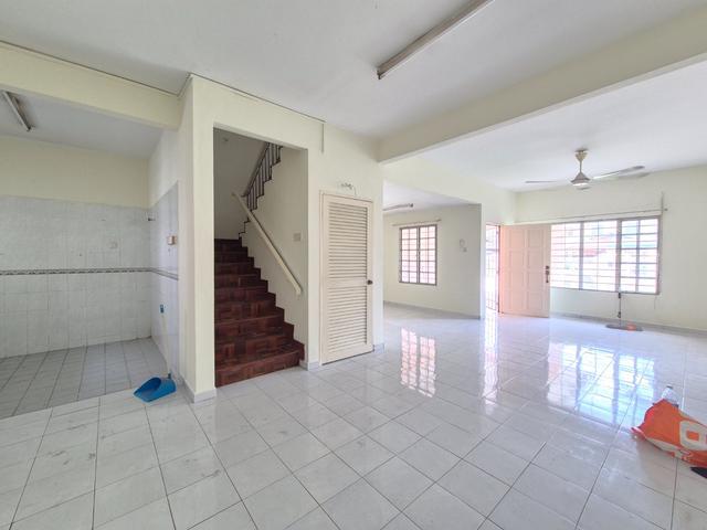 Terraced House for sale in Alam Impian, Selangor