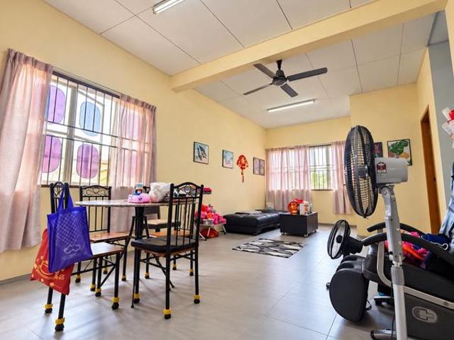 Townhouse for sale in Seksyen 31, Shah Alam