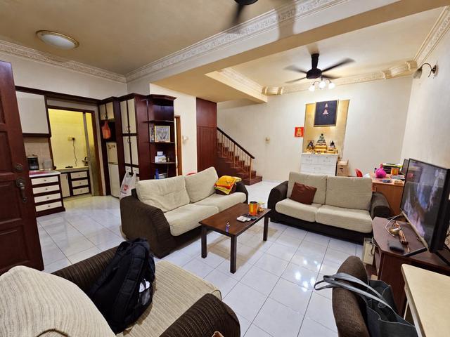 Townhouse for sale in Seksyen 31, Shah Alam