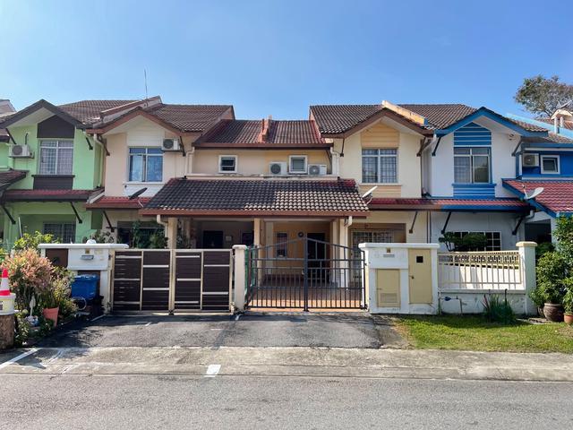 Terraced House for rent in Alam Impian, Selangor