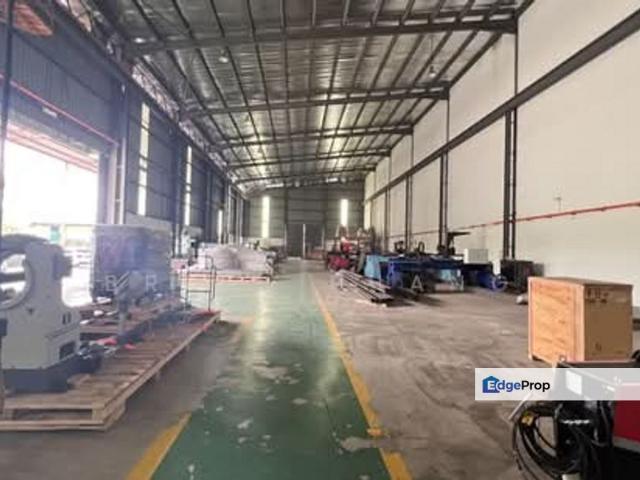 Warehouse for sale in Petaling, Alam Impian