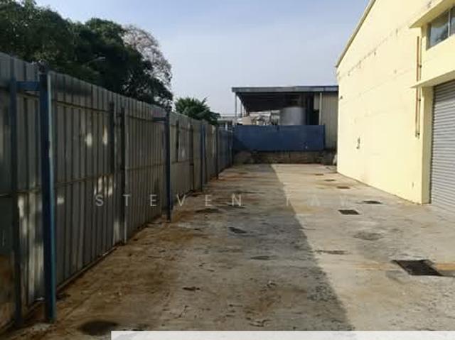 Shop for rent in Petaling, Alam Impian