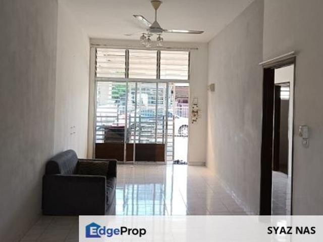 House for rent in Petaling, Alam Impian