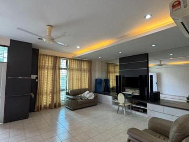 Terraced House for rent in Malaka