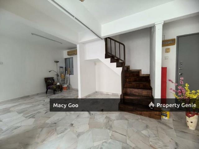 Apartment for sale in Malaka
