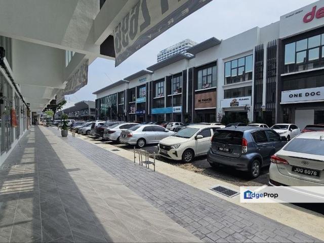 Shop for rent in Malaka