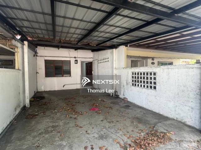 Residential House for sale in Malaka