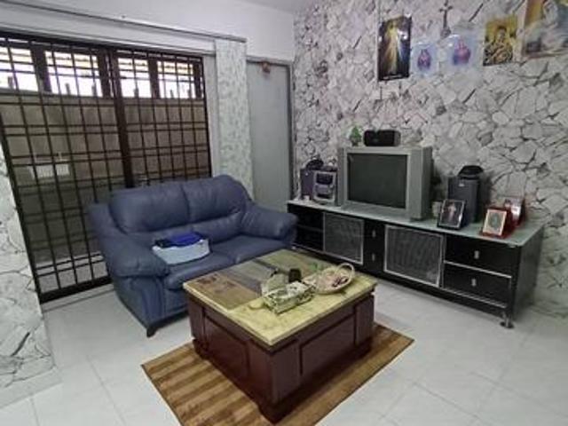 Apartment for sale in Malaka