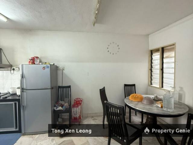 Apartment for sale in Malaka