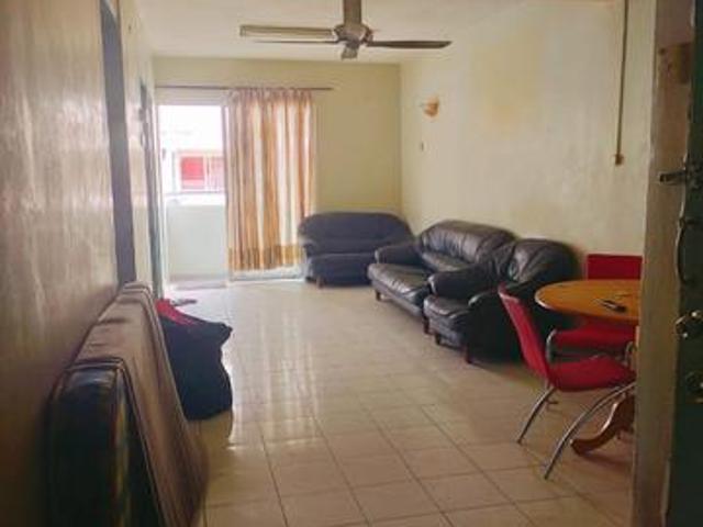 Apartment for sale in Malaka