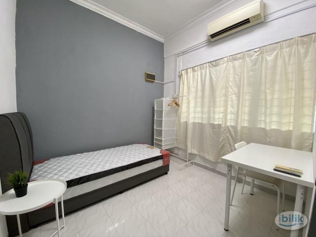 Room for rent in Georgetown, Penang