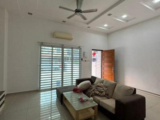 Terraced House for rent in Wellesley, Penang