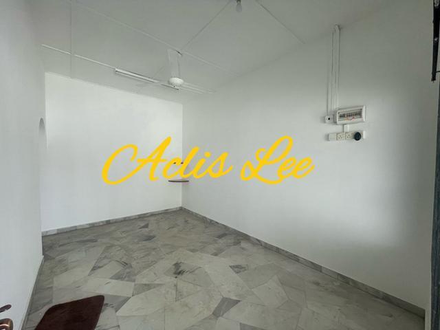 Terraced House for sale in Wellesley, Penang