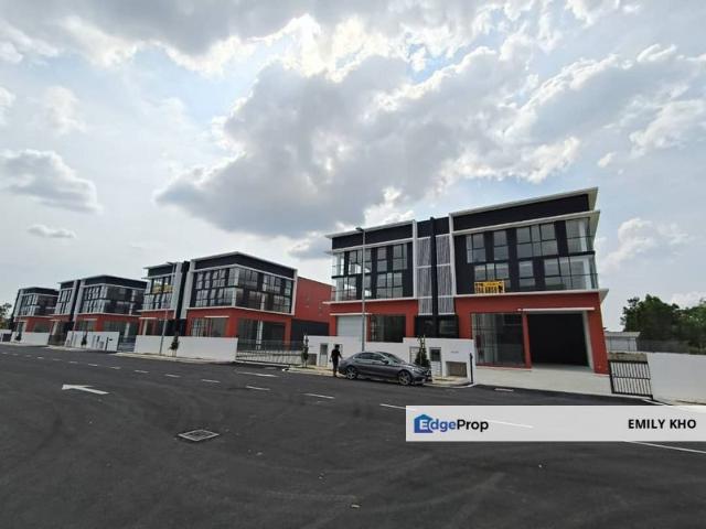 Warehouse for rent in Selayang, Selangor