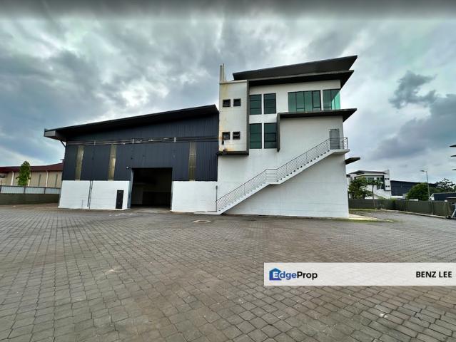 Warehouse for sale in Selayang, Selangor
