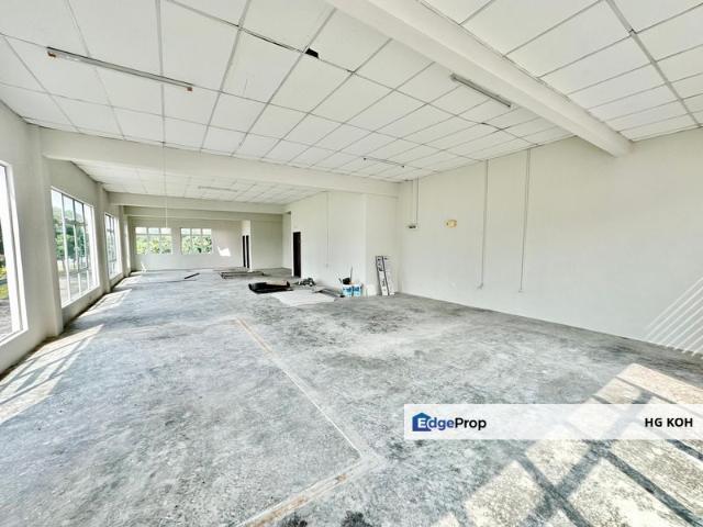 Shop for rent in Malaka