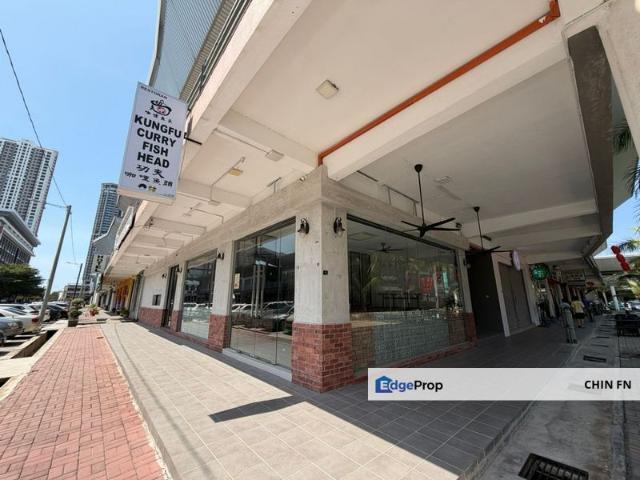 Shop for rent in Malaka