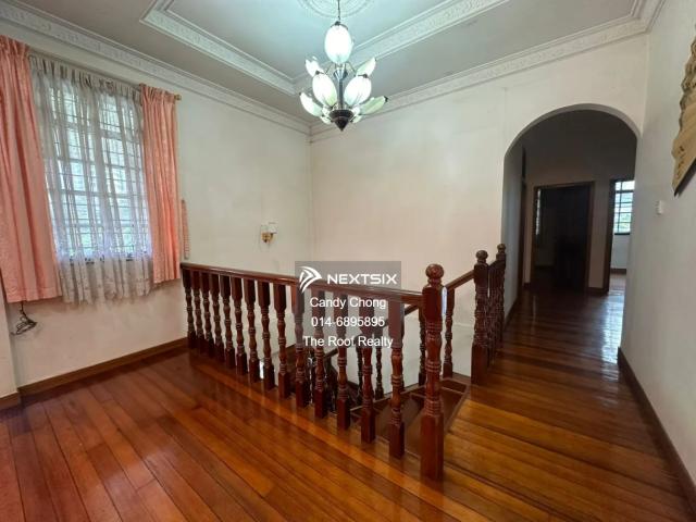 Shop for sale in Malaka