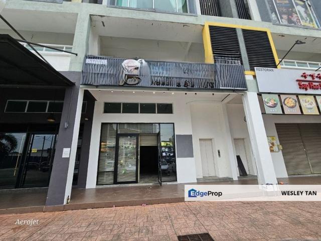 Shop for rent in Malaka