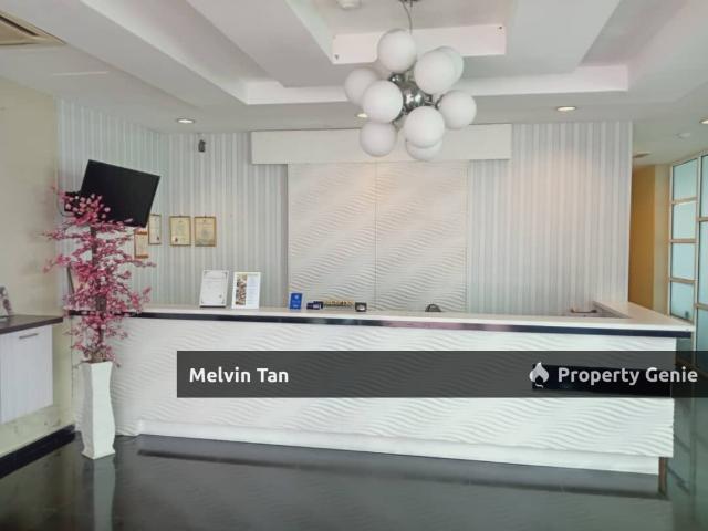 Shop for sale in Malaka