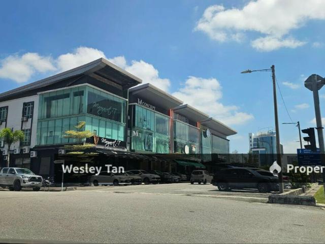 Shop for sale in Malaka